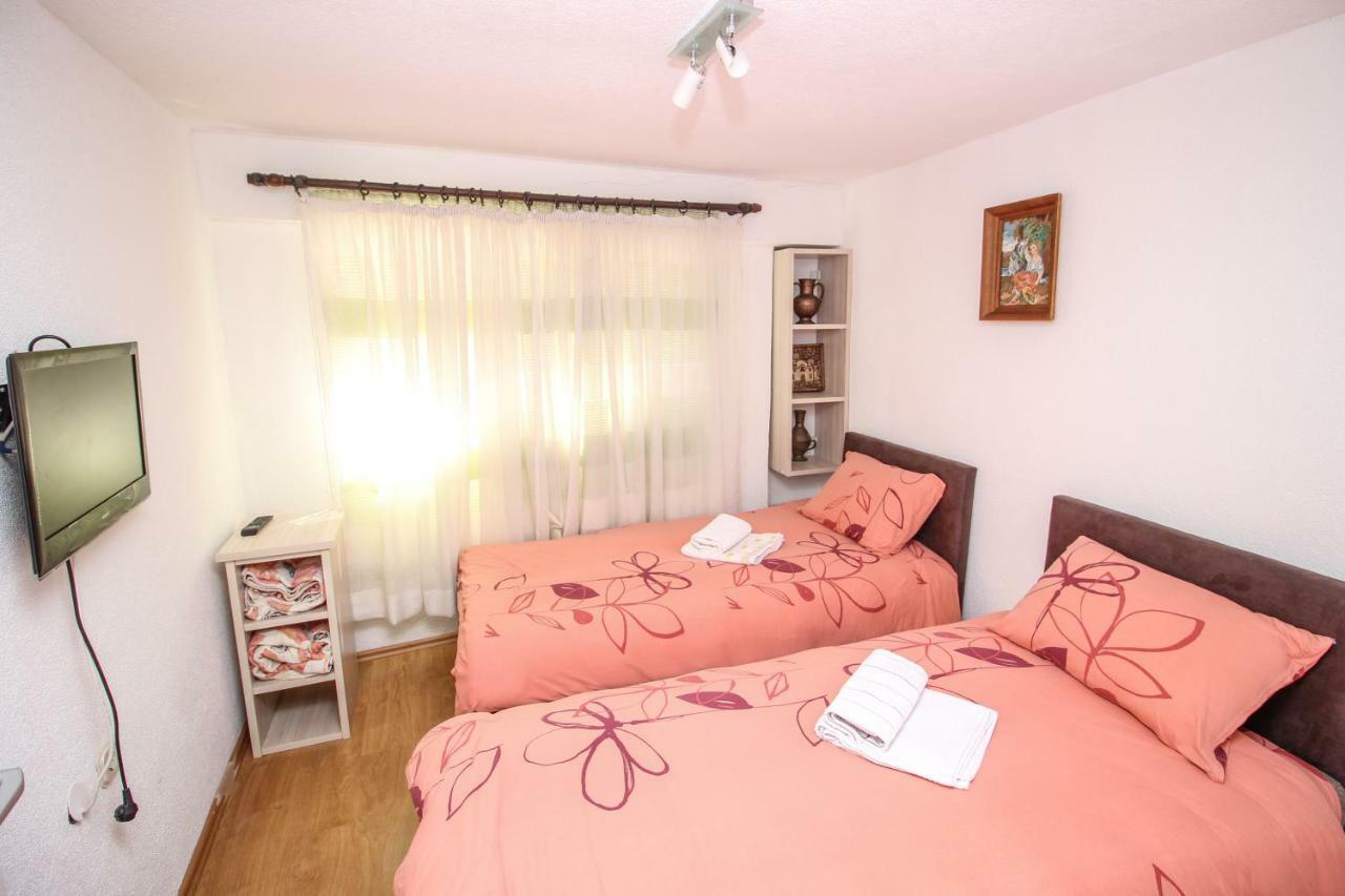 Apartmani Mishe Vevcani Экстерьер фото